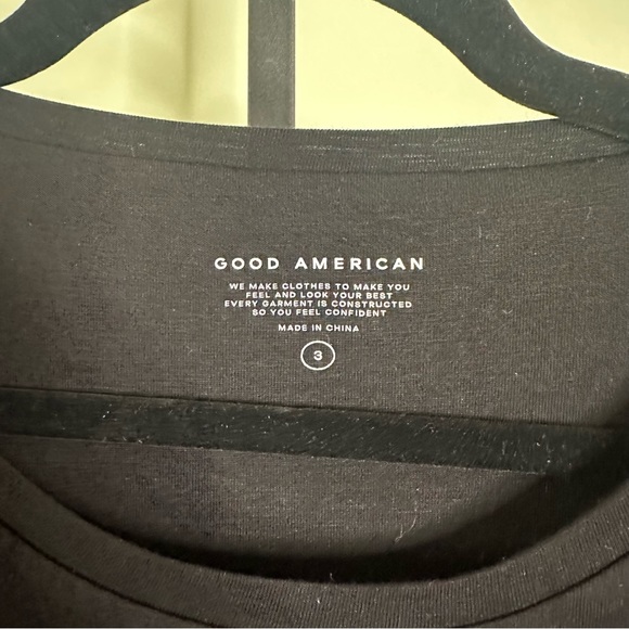 Good American Ruched Midi Dress in Black Size 1 NEW - Picture 10 of 15